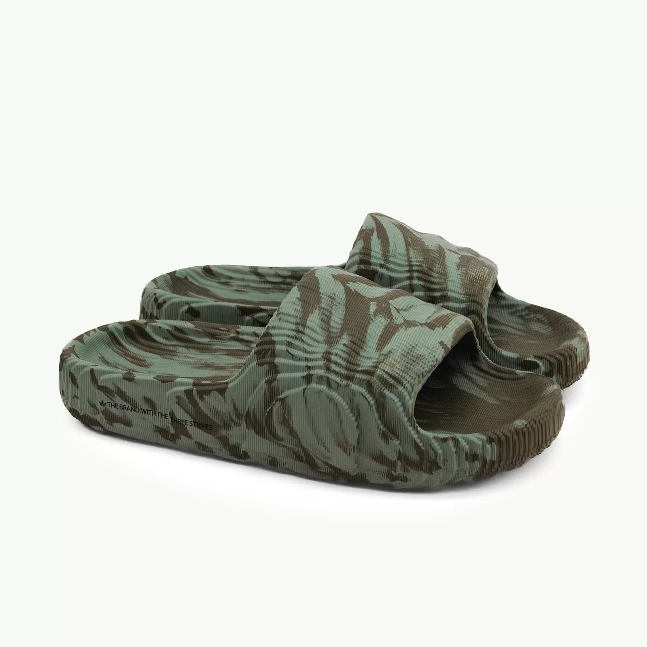 ADILETTE 22 OLIVE STRATA SILVER GREEN BLACK