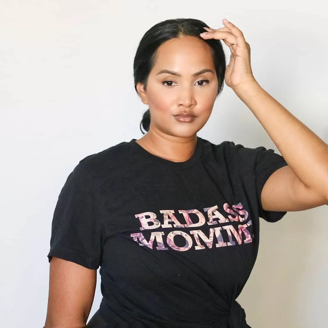 Badass Mommy Roses T-Shirt