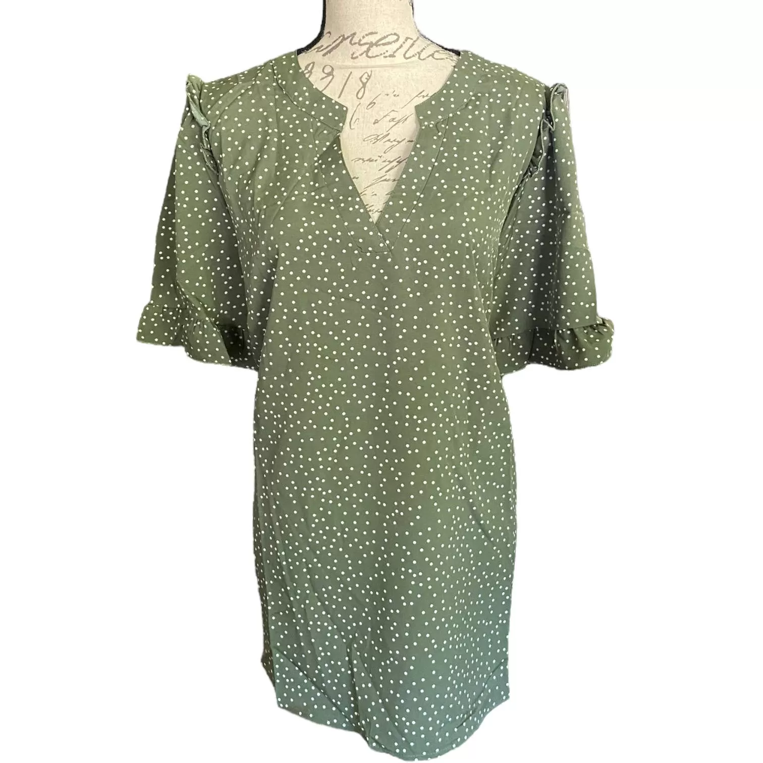 Bloomchic 2 Black & Green Polka Dot V Neck Shirts Size 18/20 NEW