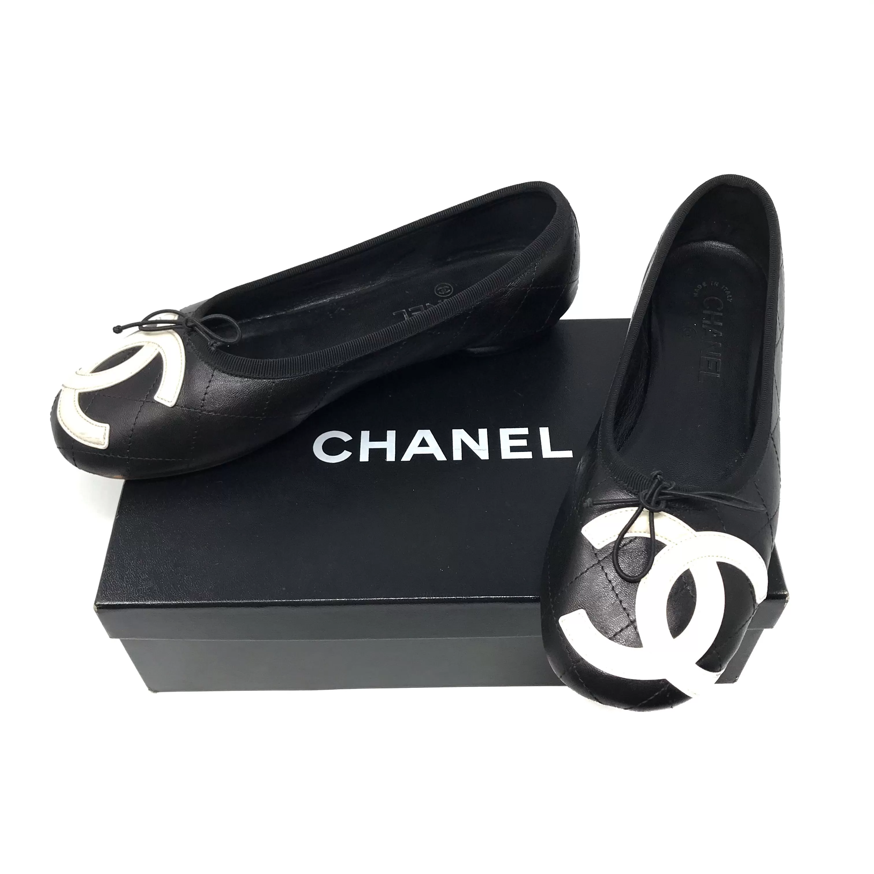 Chanel Cambon Black White CC Ballet Flats Size US8.5 | IT39B