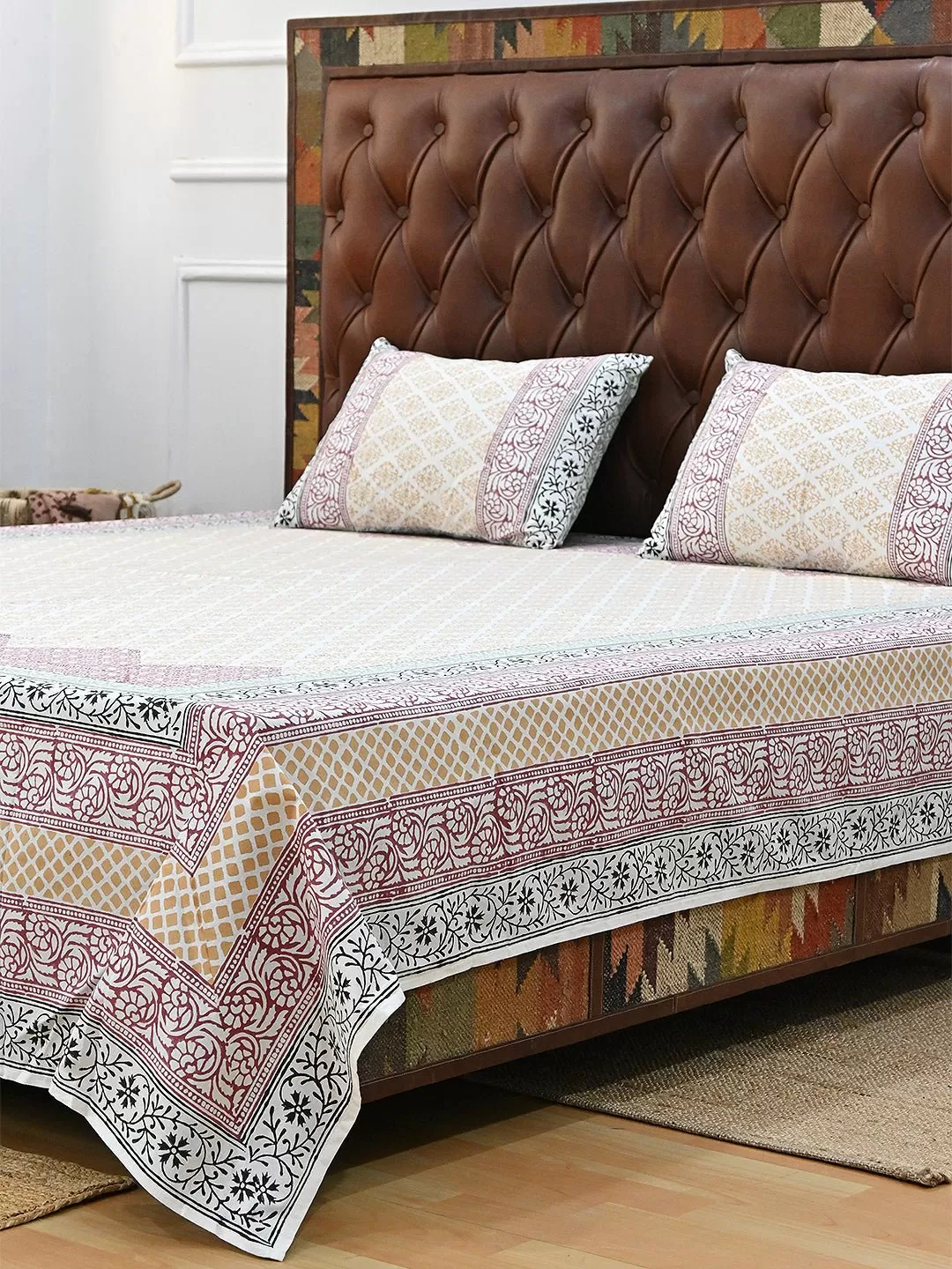 GEOMETRIC MULTICOLOR COTTON BLOCK PRINTED DOUBLE BEDSHEET WITH PILLOW