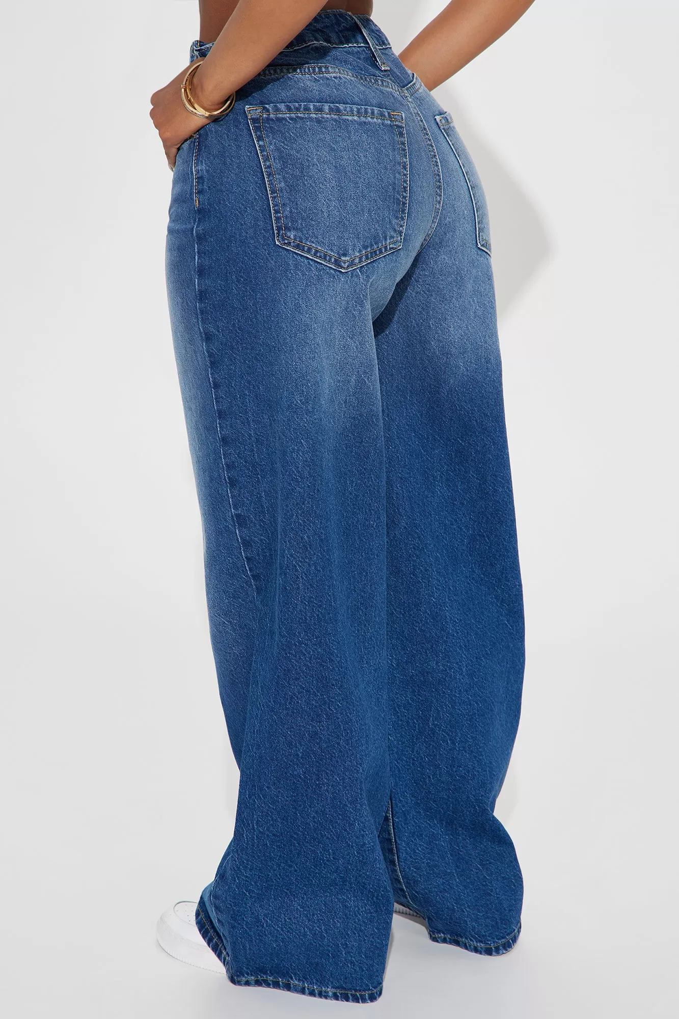 Getting Back To It Wide Leg Jeans - Dark Wash