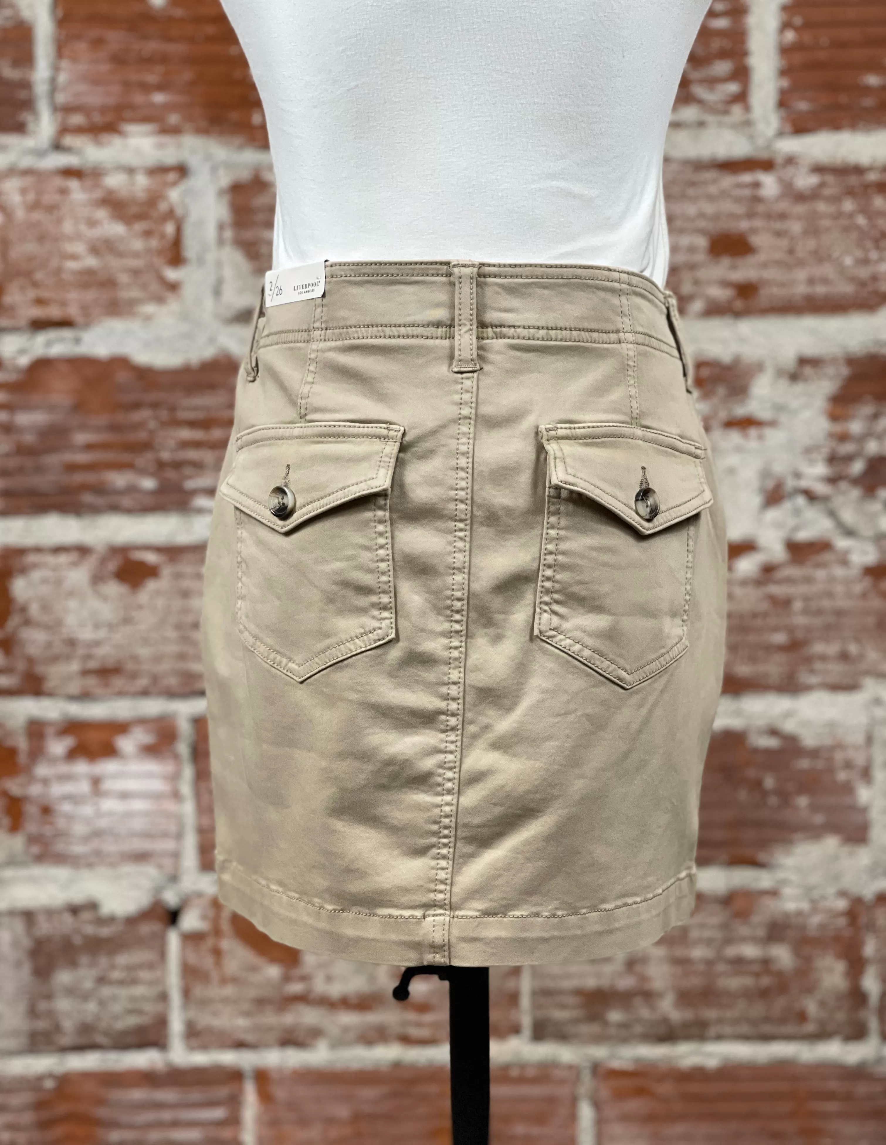 Liverpool Cargo Skort in Biscuit Tan