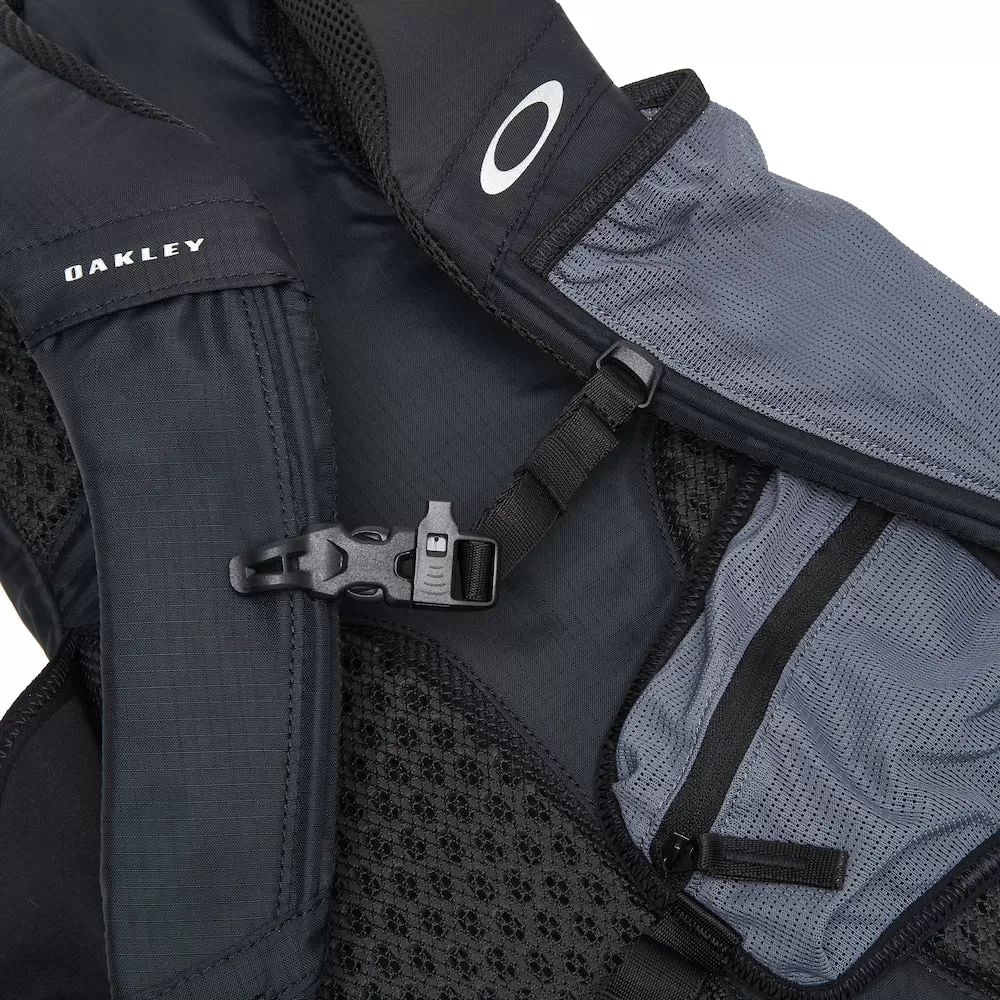 SEEKER TRAVERSE RC HYDRA BAG BLACKOUT