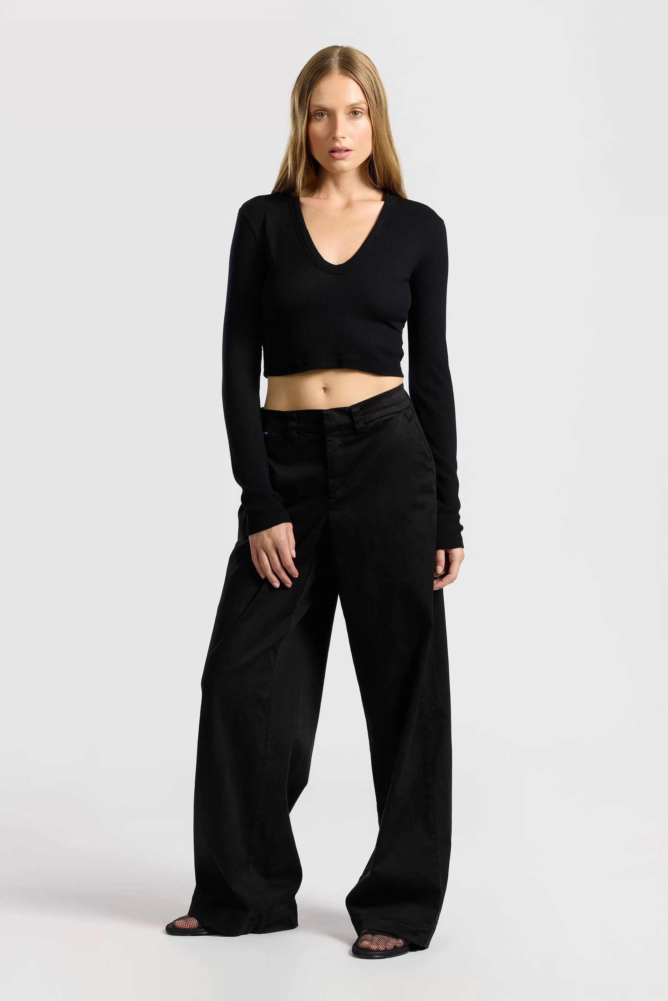 Verona Crop U-Neck Shirt